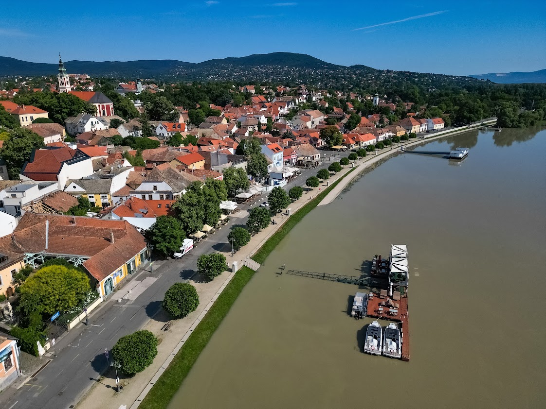 Nyári szentendrei program Hajókázzon Szentendréről Visegrádig